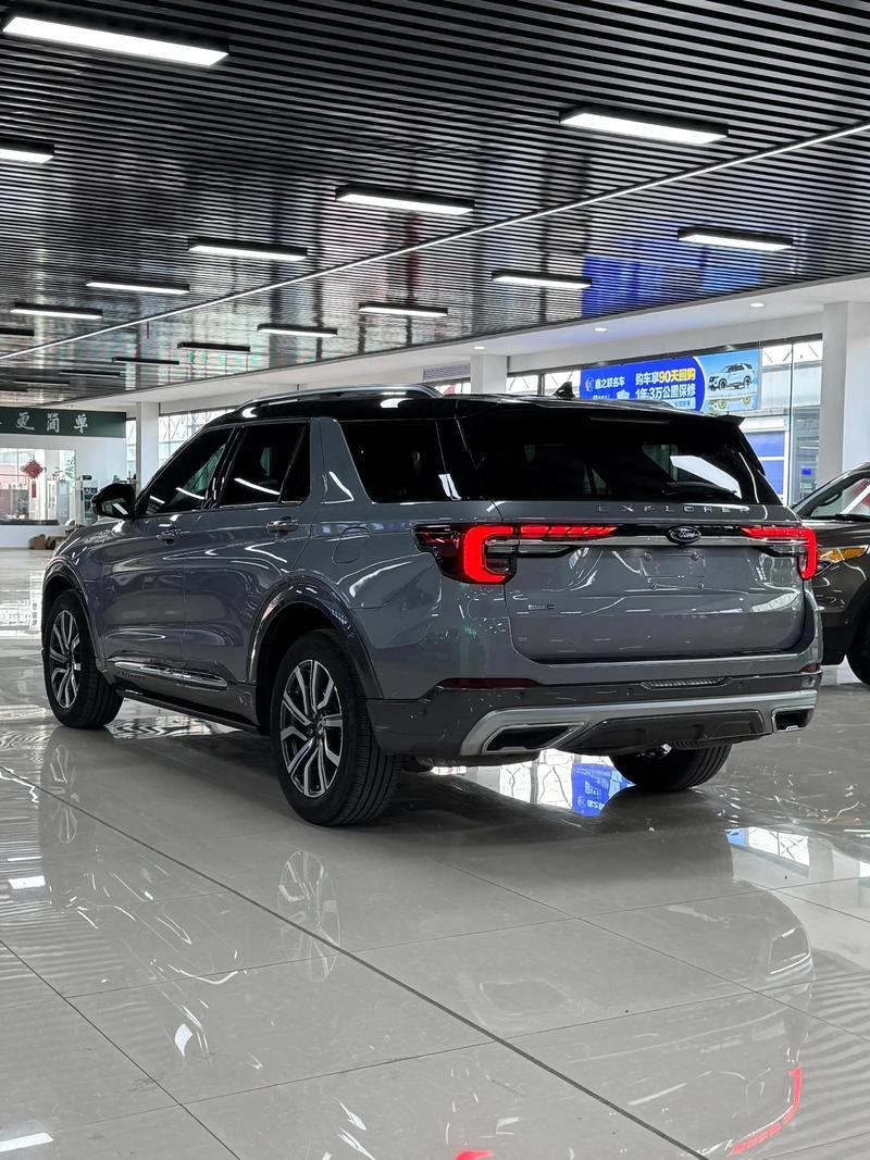 长安福特探险者2022(长安福特探险者2024款钛金版现在优惠多少)