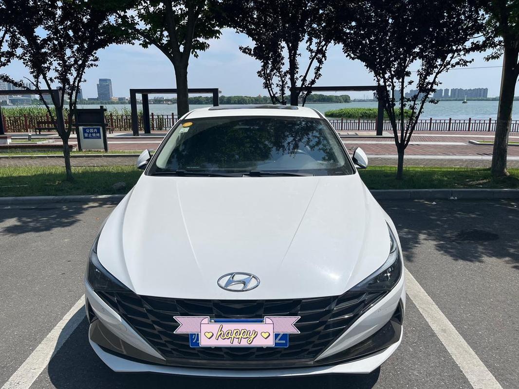 现代伊兰特的优缺点 现代伊兰特2021款优缺点