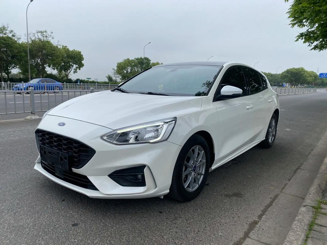 福特新款福克斯车型,新款福特福克斯多少钱