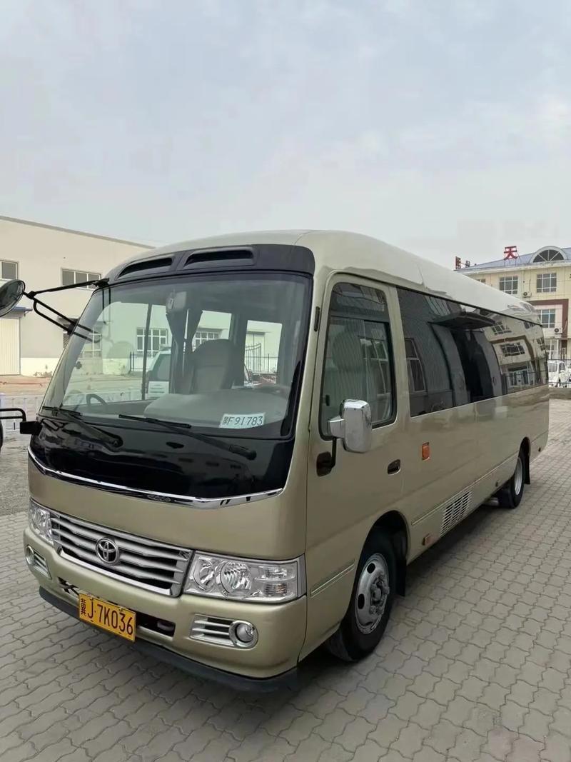 丰田考斯特／丰田考斯特19座多少钱 丰田商务车