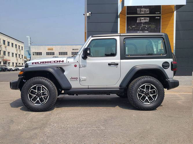 牧马人两门版罗宾汉 牧马人两门版罗宾汉有柴油的吗