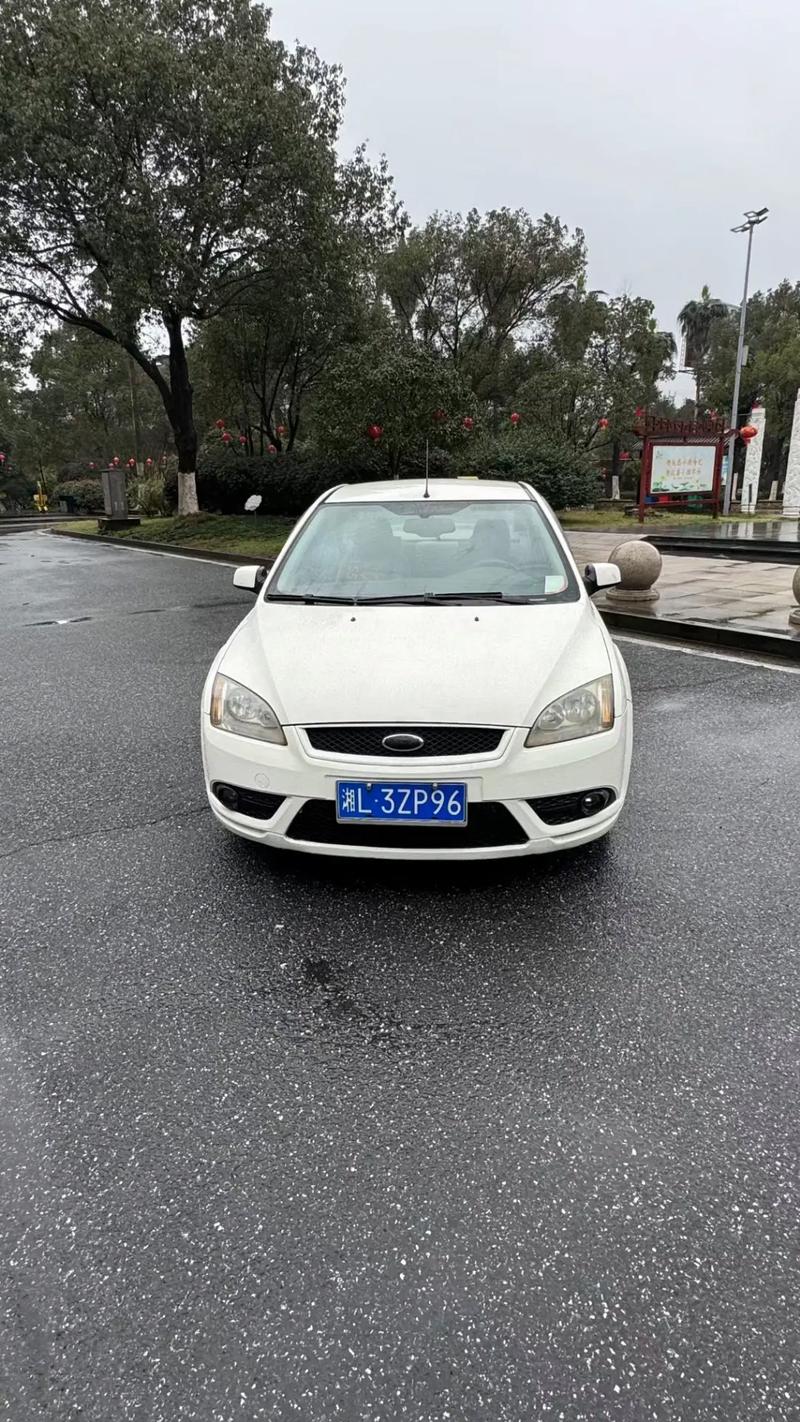 福克斯08款报价一万二值吗(08年福克斯18l自动多少钱)