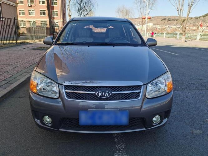 【11年起亚赛拉图急卖,11年悦达起亚赛拉图15排量】